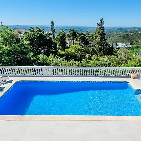 Montinho Da Serra, Pool Villa